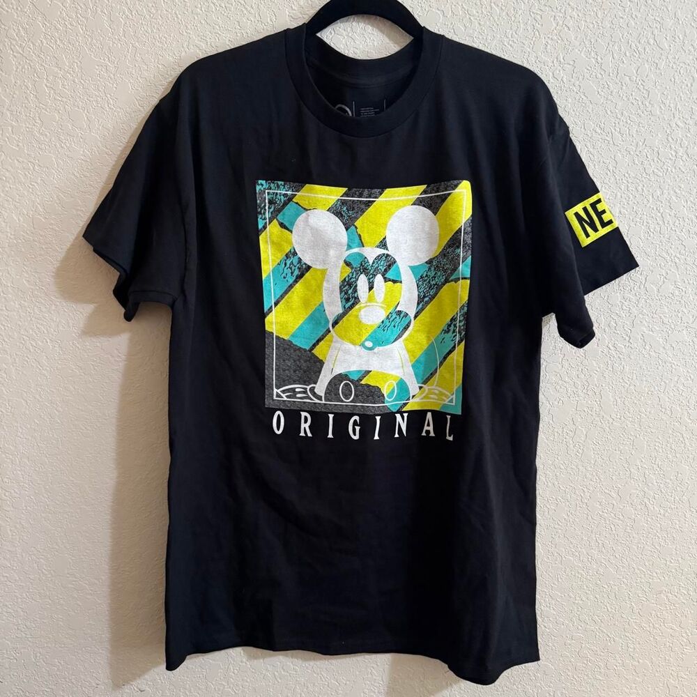 Neff Men's Black T-shirt
